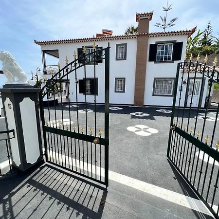 Comfortable 2-Bedroom Apartment For Relaxing Stays Funchal  Exteriör bild