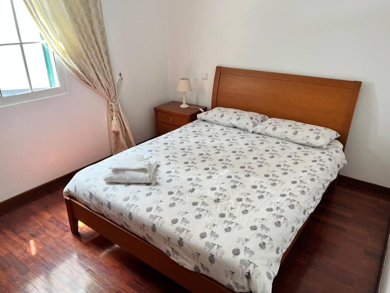 Comfortable 2-Bedroom Apartment For Relaxing Stays Funchal  Exteriör bild